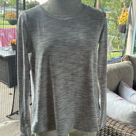 ZYIA Tops - Zyia Active Split Back Long Sleeve T
Shirt Athletic